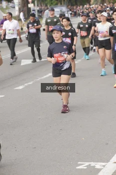 Runner Photo 4224428