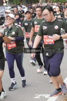 Runner Photo 4224445