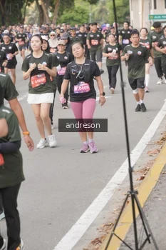Runner Photo 4224446
