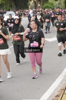 Runner Photo 4224451