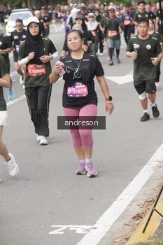 Runner Photo 4224452