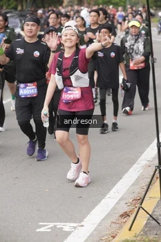 Runner Photo 4224466