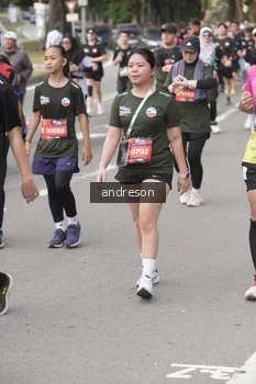 Runner Photo 4224484