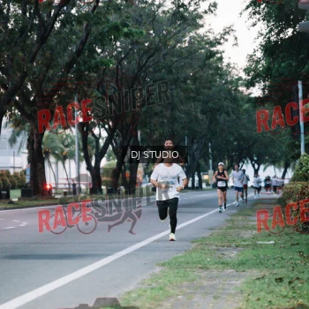 Runner Photo 422457