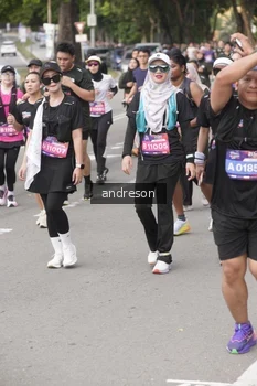 Runner Photo 4224654