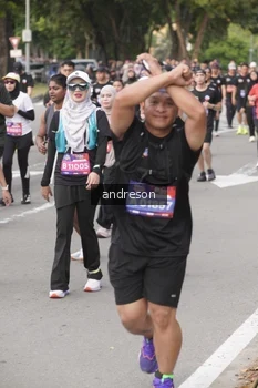 Runner Photo 4224686