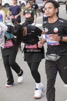 Runner Photo 4225023