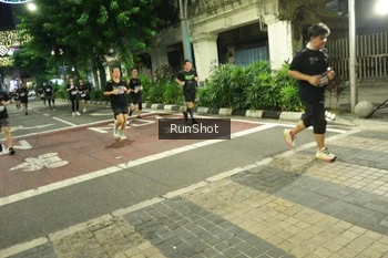 Runner Photo 4225417