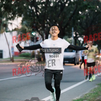 Runner Photo 422601