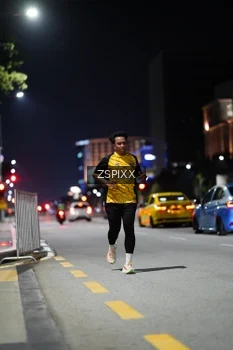 Runner Photo 4226035