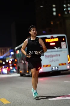 Runner Photo 4226058