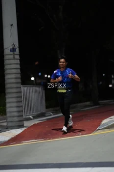 Runner Photo 4226061