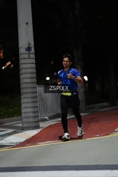 Runner Photo 4226064