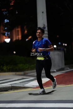 Runner Photo 4226069