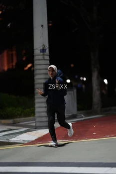 Runner Photo 4226078