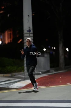 Runner Photo 4226081