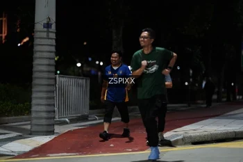 Runner Photo 4226112