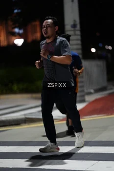 Runner Photo 4226116