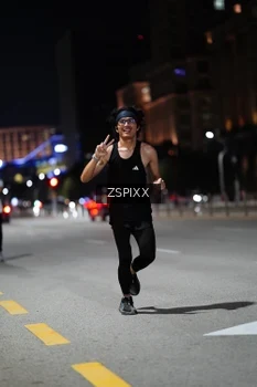 Runner Photo 4226124