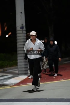 Runner Photo 4226135