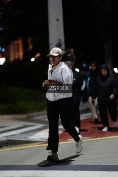 Runner Photo 4226141