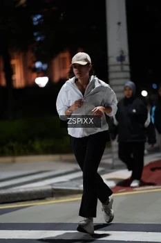 Runner Photo 4226144