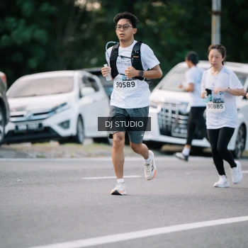Runner Photo 422752
