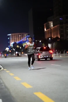Runner Photo 4227587