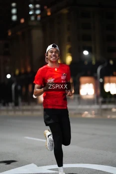 Runner Photo 4227646