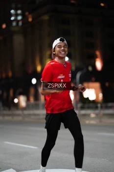 Runner Photo 4227652