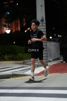 Runner Photo 4227666
