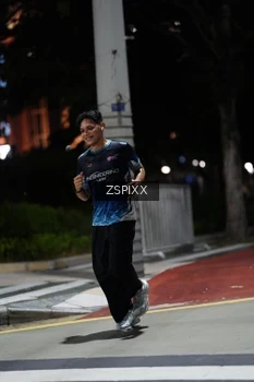 Runner Photo 4227679