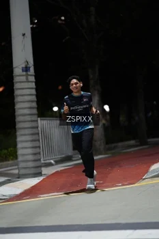 Runner Photo 4227680