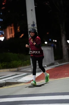 Runner Photo 4227705