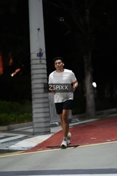 Runner Photo 4227723