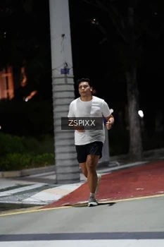 Runner Photo 4227724
