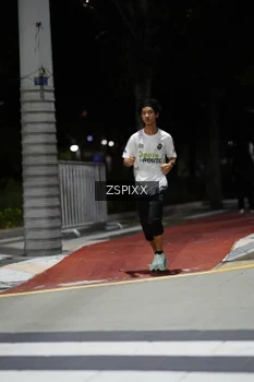 Runner Photo 4227772