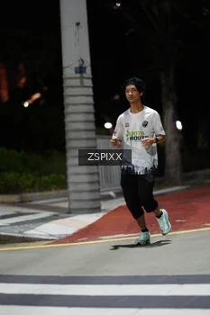 Runner Photo 4227773