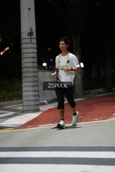 Runner Photo 4227781