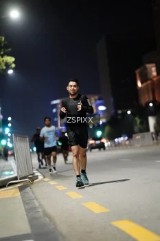 Runner Photo 4227795