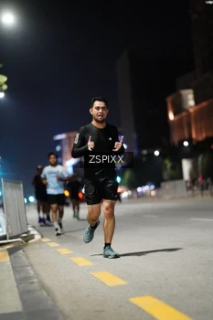 Runner Photo 4227800