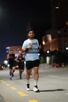 Runner Photo 4227818
