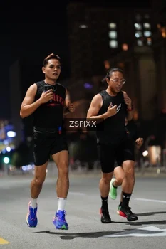 Runner Photo 4227825