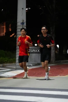 Runner Photo 4227835
