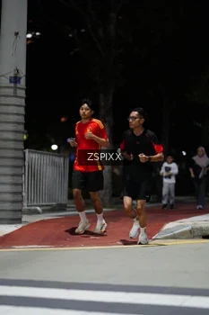 Runner Photo 4227839