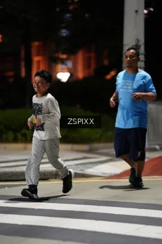 Runner Photo 4227845