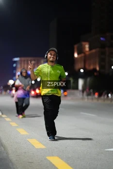 Runner Photo 4227876
