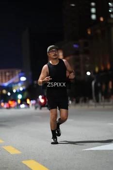 Runner Photo 4227953