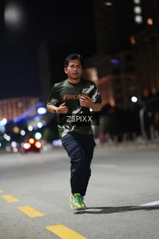 Runner Photo 4227981