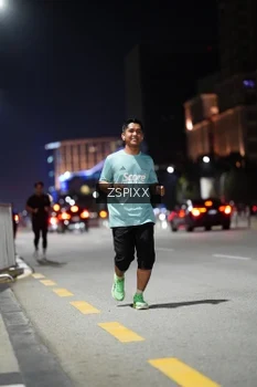 Runner Photo 4228045